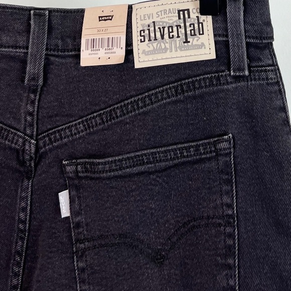 NWT Levi’s SilverTab High Waisted Mom Jeans Grey - Picture 8 of 8